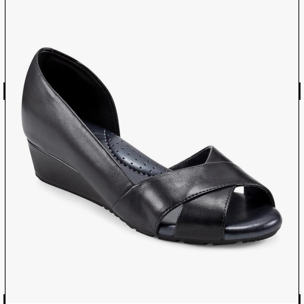 Easy Spirit Black Peep Toe Heels